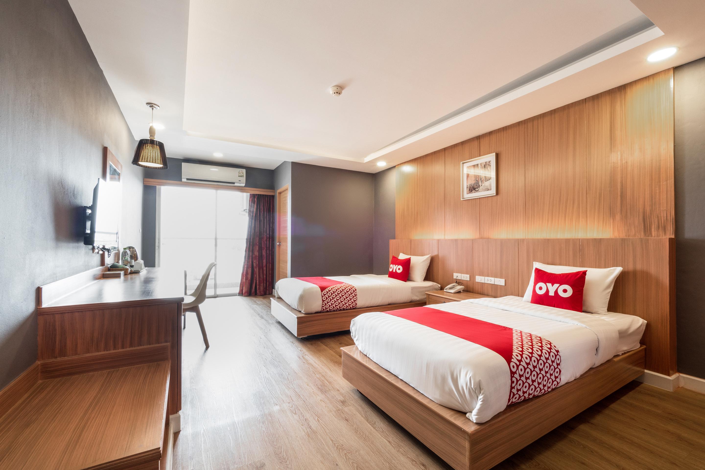 Curve Boutique Hotel Pattaya Exterior photo