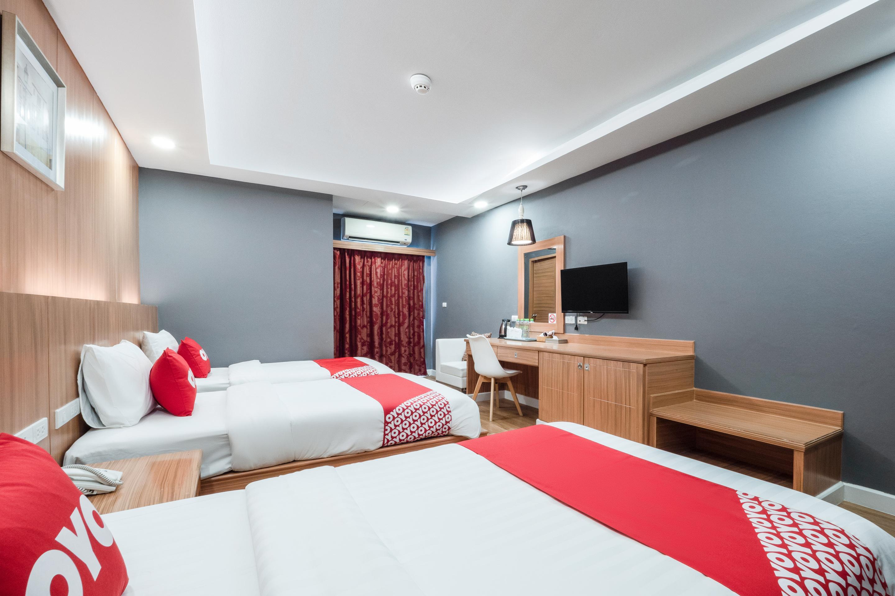 Curve Boutique Hotel Pattaya Exterior photo