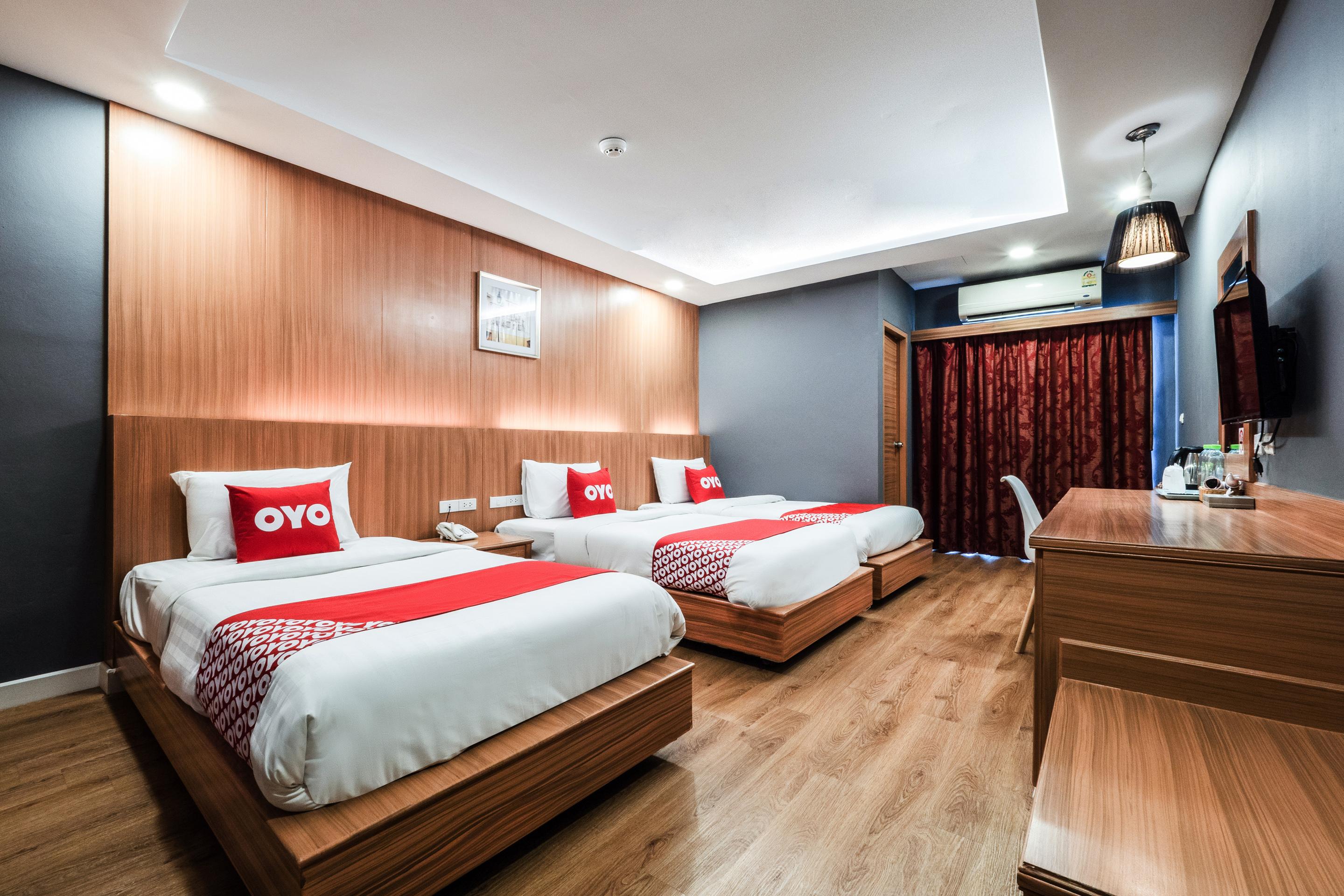 Curve Boutique Hotel Pattaya Exterior photo
