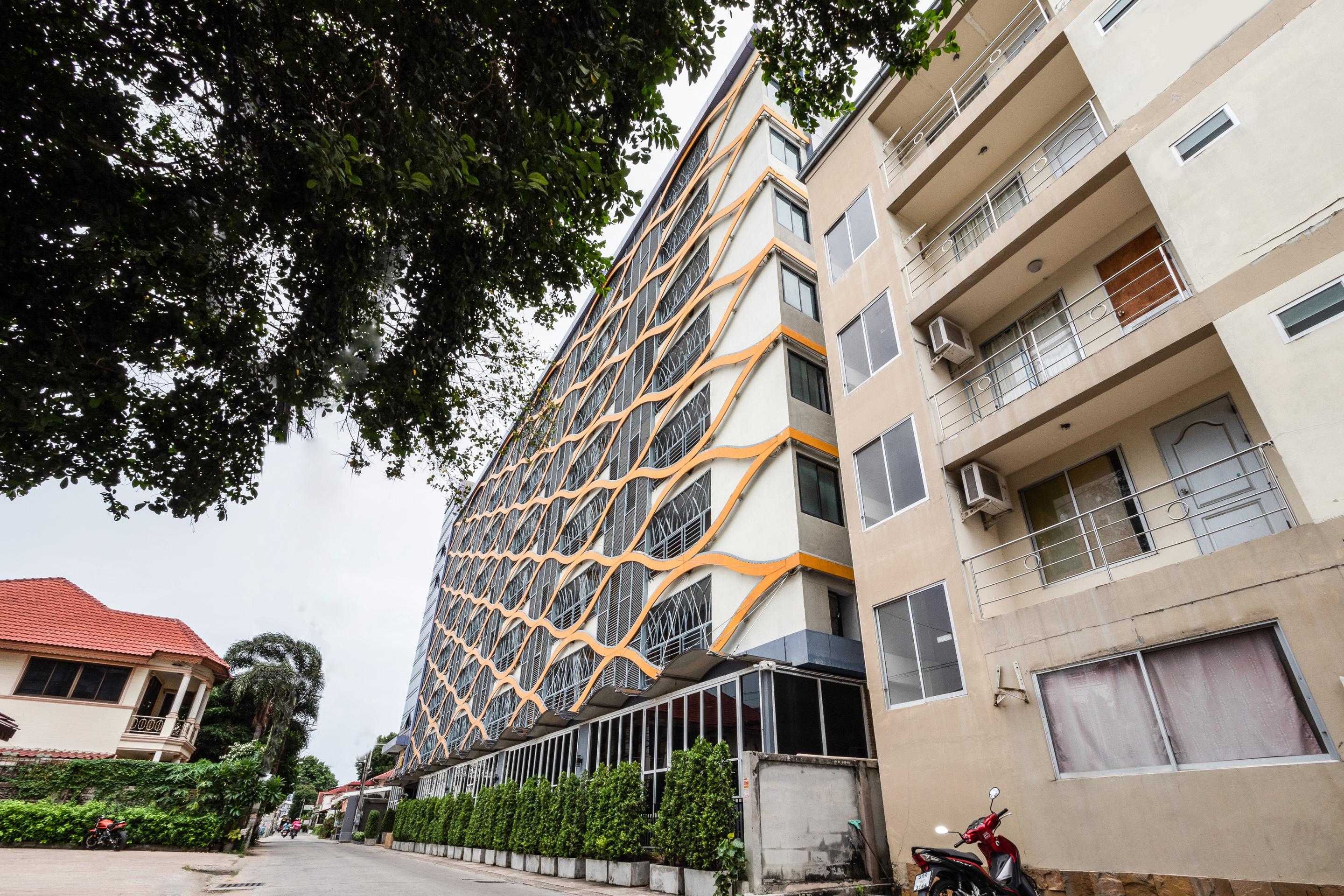 Curve Boutique Hotel Pattaya Exterior photo