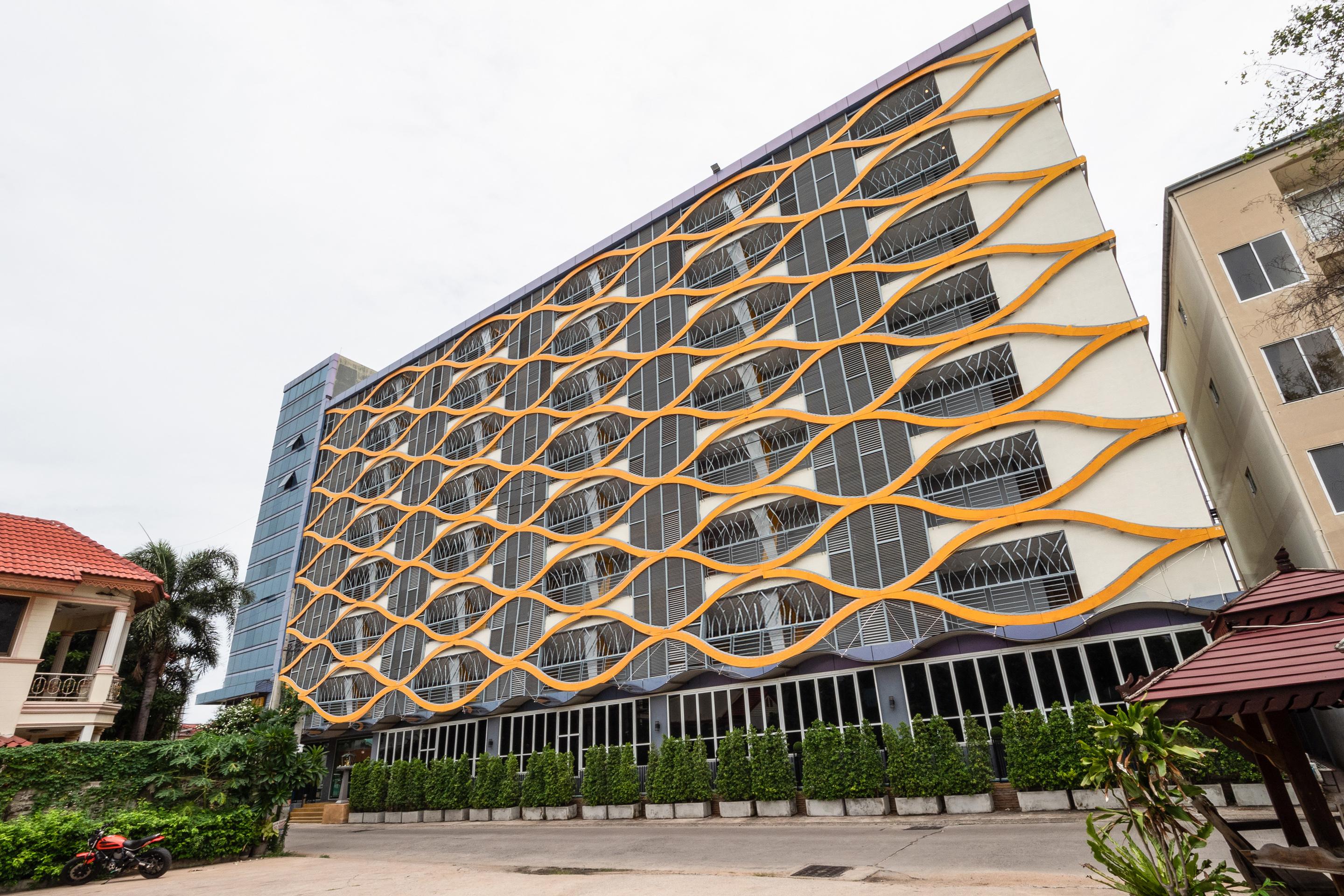 Curve Boutique Hotel Pattaya Exterior photo